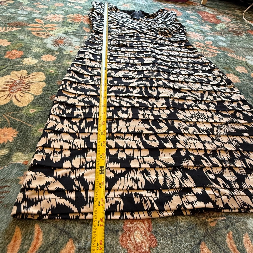 Adrianna Papell Womens Black Cream Ikat Pleated Tiered Sheath Dress Size 10 - Picture 4 of 9